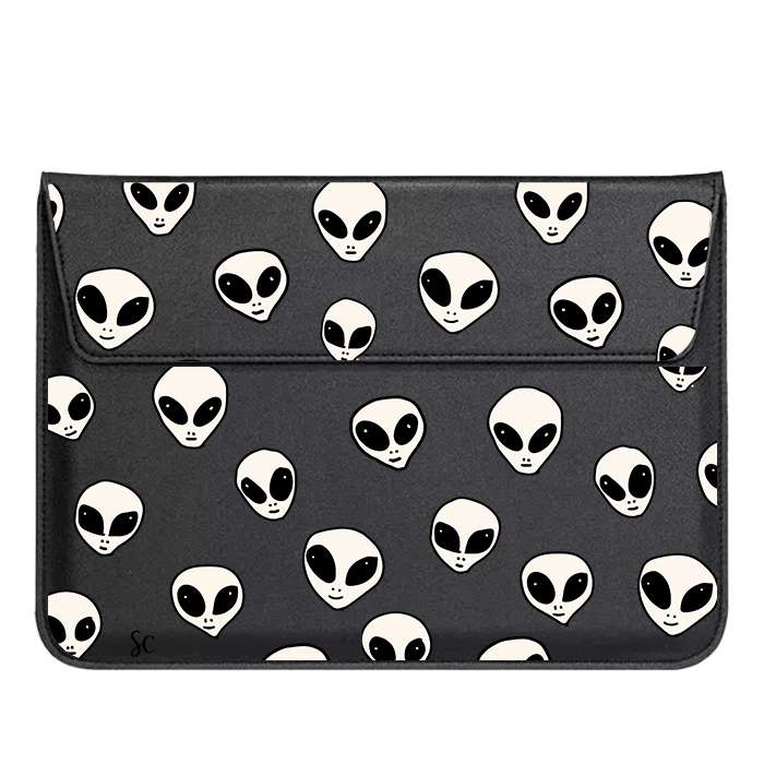 A Funda Computador Alien