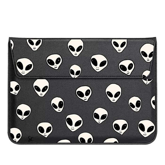A Funda Computador Alien
