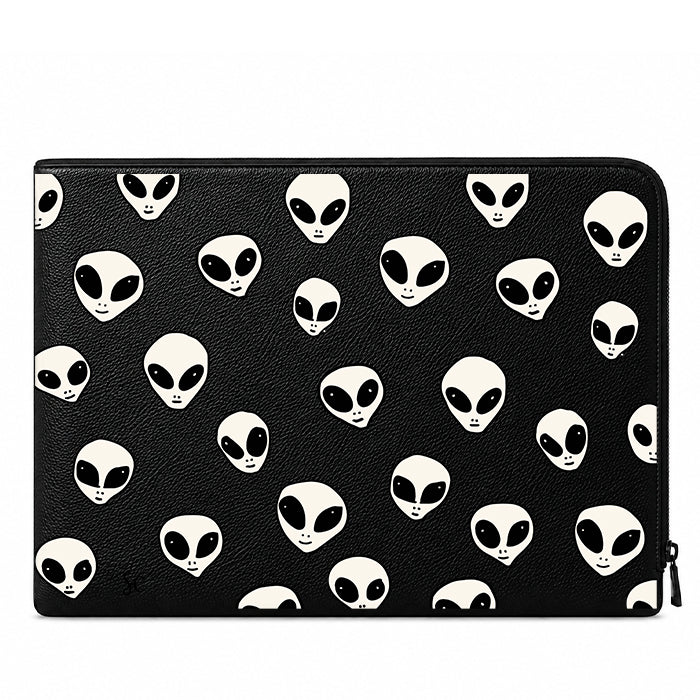 A Funda Computador Alien